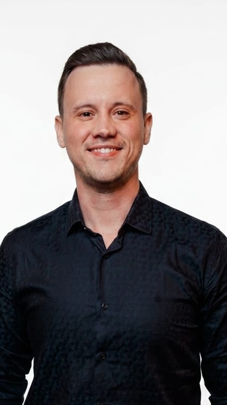 Jonathan Schmitt — fundador da OFIR